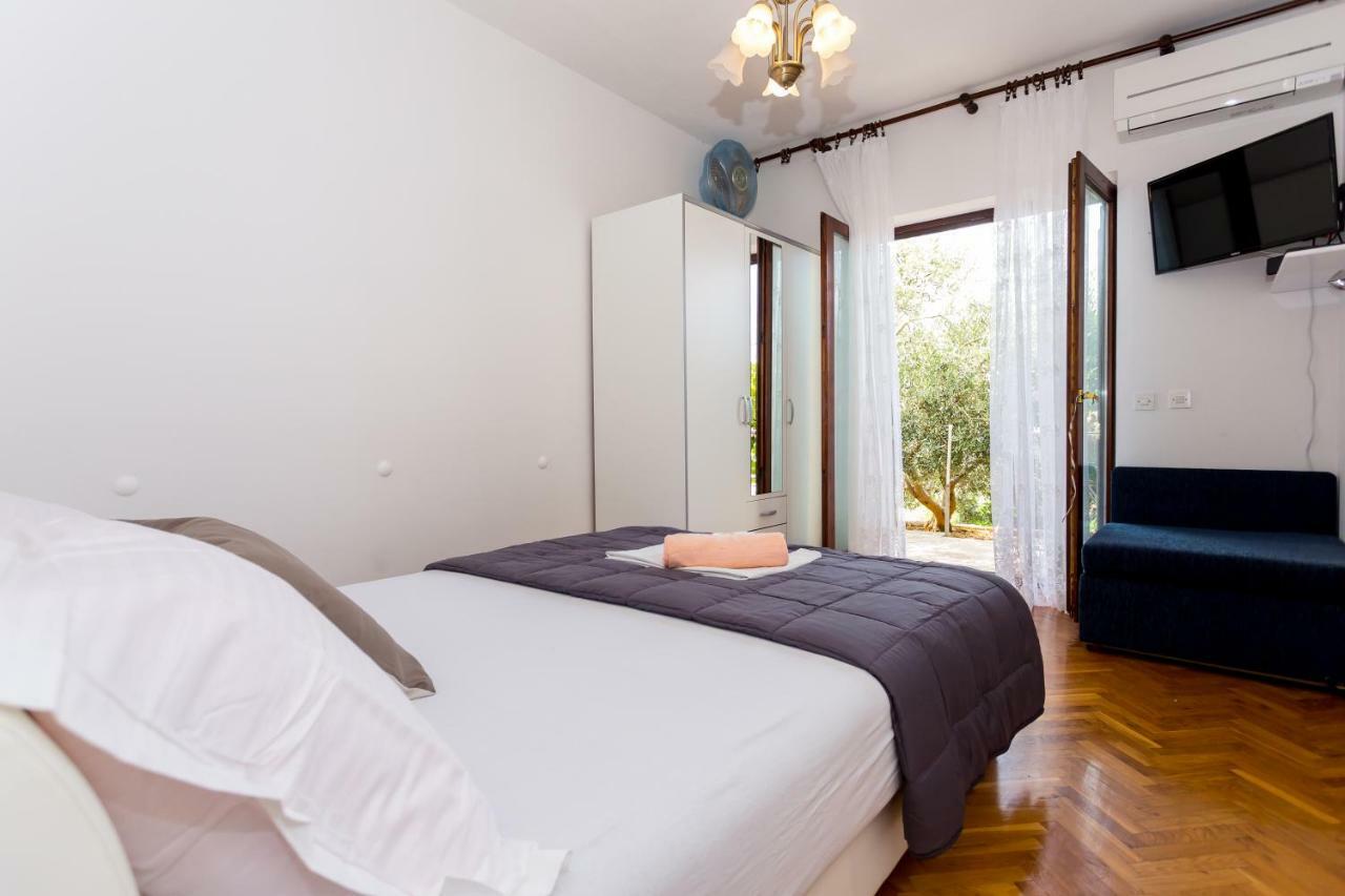 Apartments Iva Brstilo Omiš Dış mekan fotoğraf