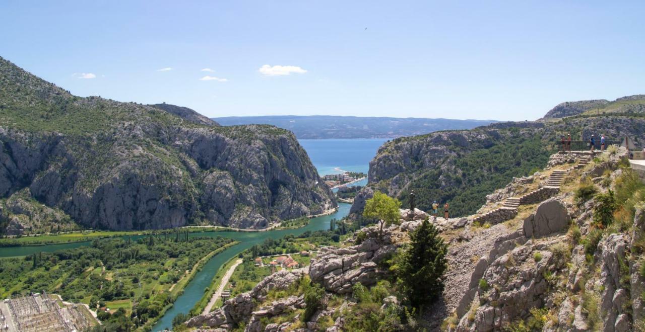 Apartments Iva Brstilo Omiš Dış mekan fotoğraf