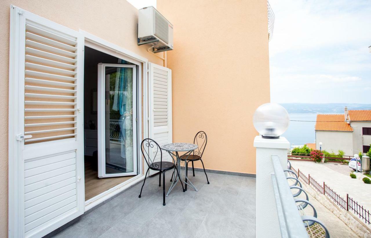 Apartments Iva Brstilo Omiš Dış mekan fotoğraf