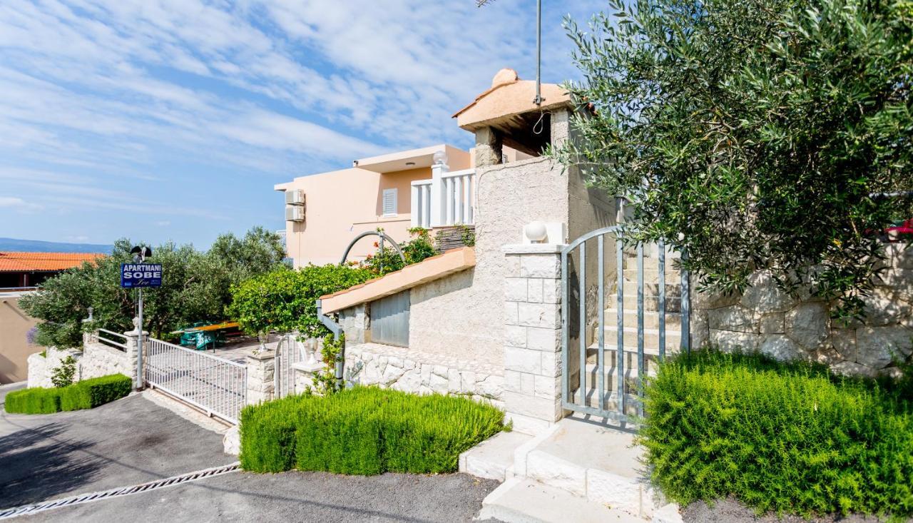 Apartments Iva Brstilo Omiš Dış mekan fotoğraf